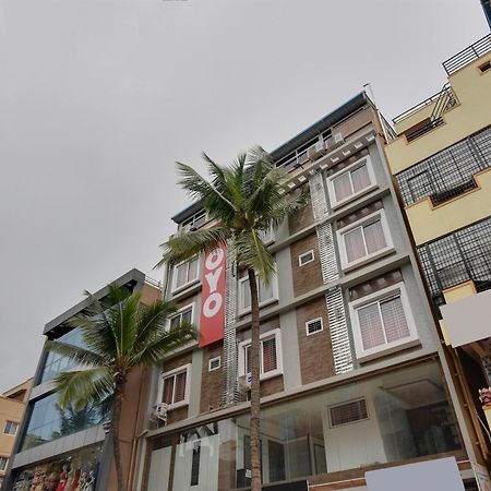 Hotel O Sri Sai Guru Comforts Yelahanka Εξωτερικό φωτογραφία
