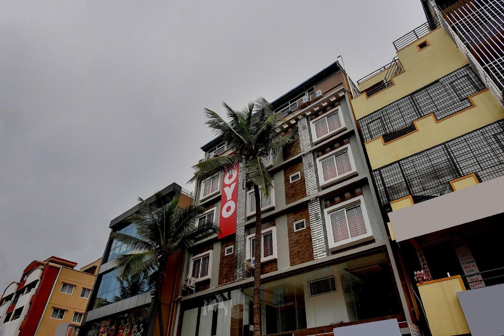 Hotel O Sri Sai Guru Comforts Yelahanka Εξωτερικό φωτογραφία