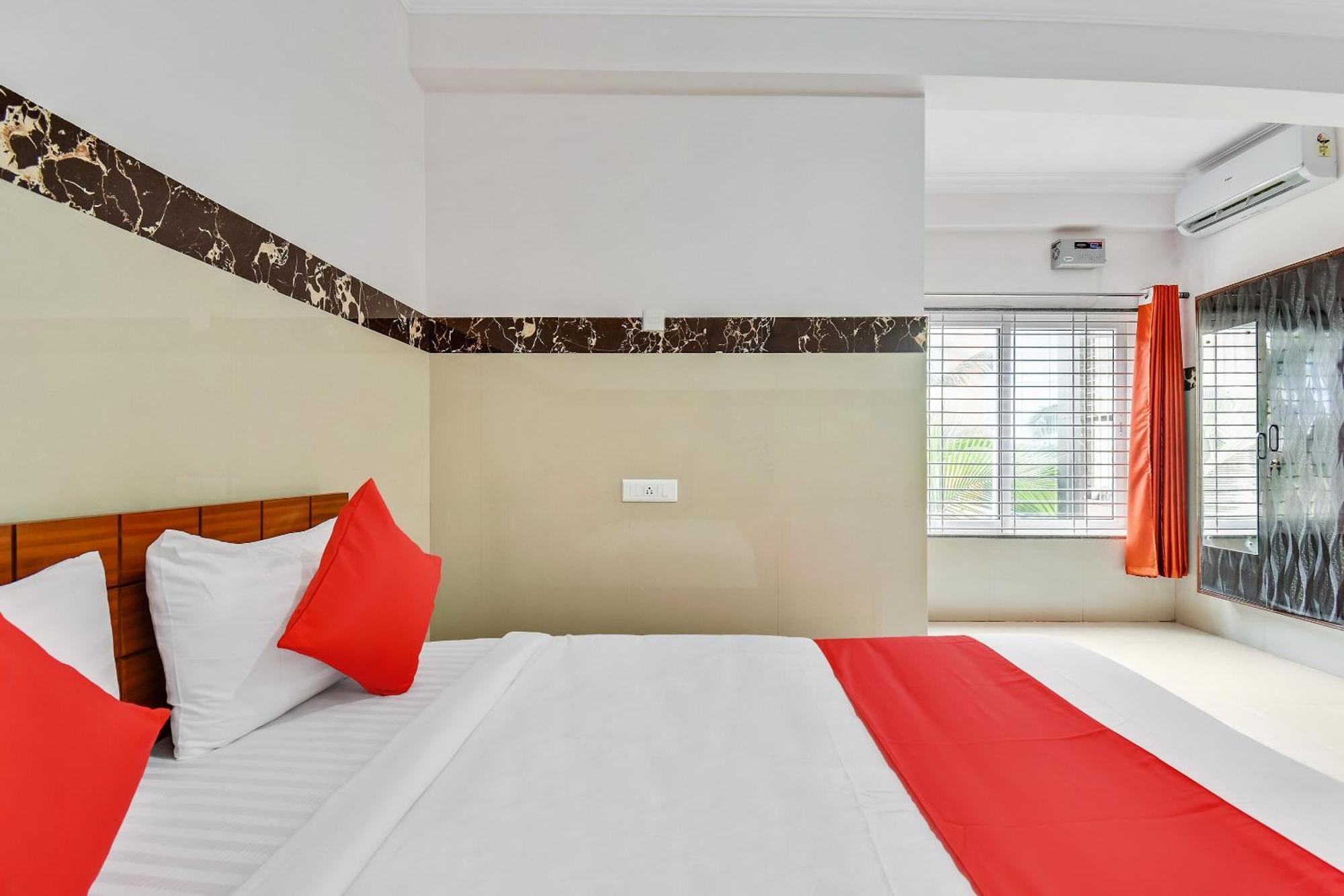 Hotel O Sri Sai Guru Comforts Yelahanka Εξωτερικό φωτογραφία