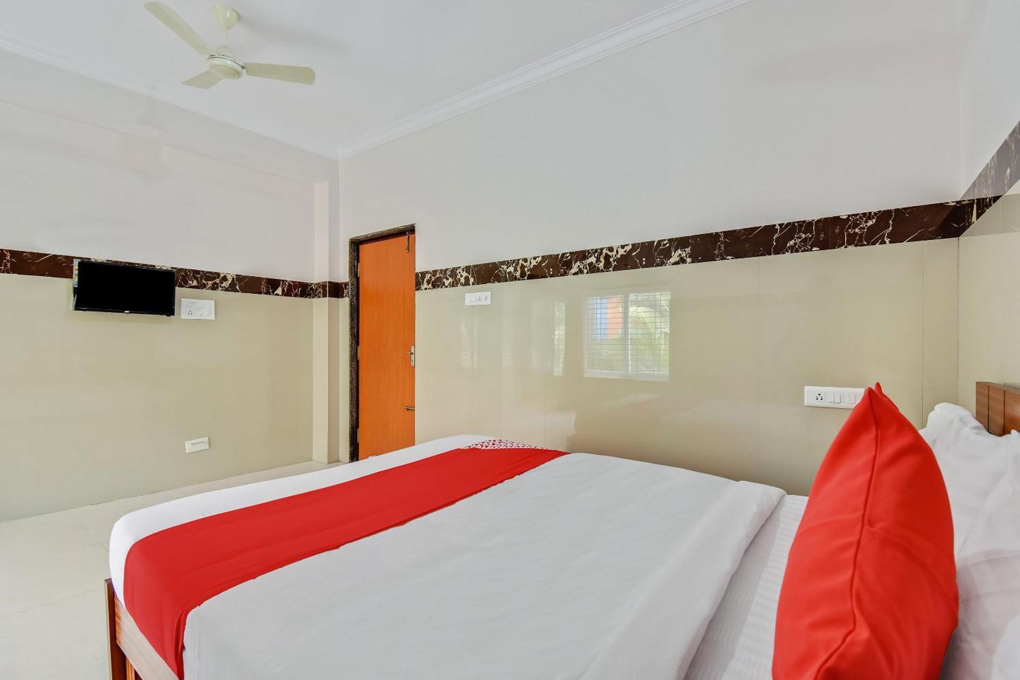 Hotel O Sri Sai Guru Comforts Yelahanka Εξωτερικό φωτογραφία