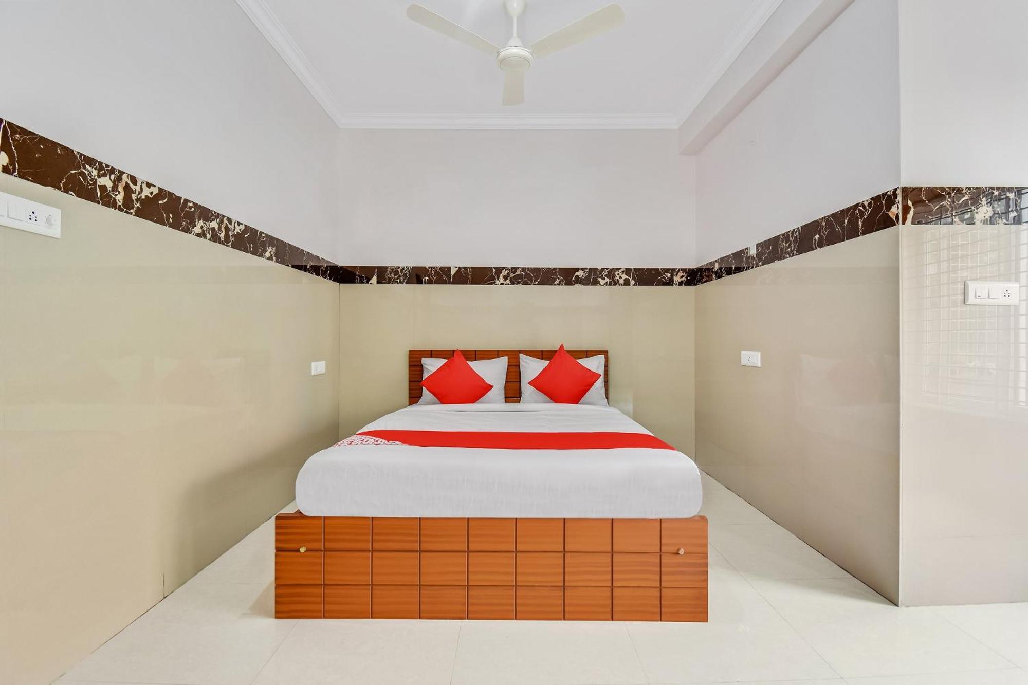 Hotel O Sri Sai Guru Comforts Yelahanka Εξωτερικό φωτογραφία